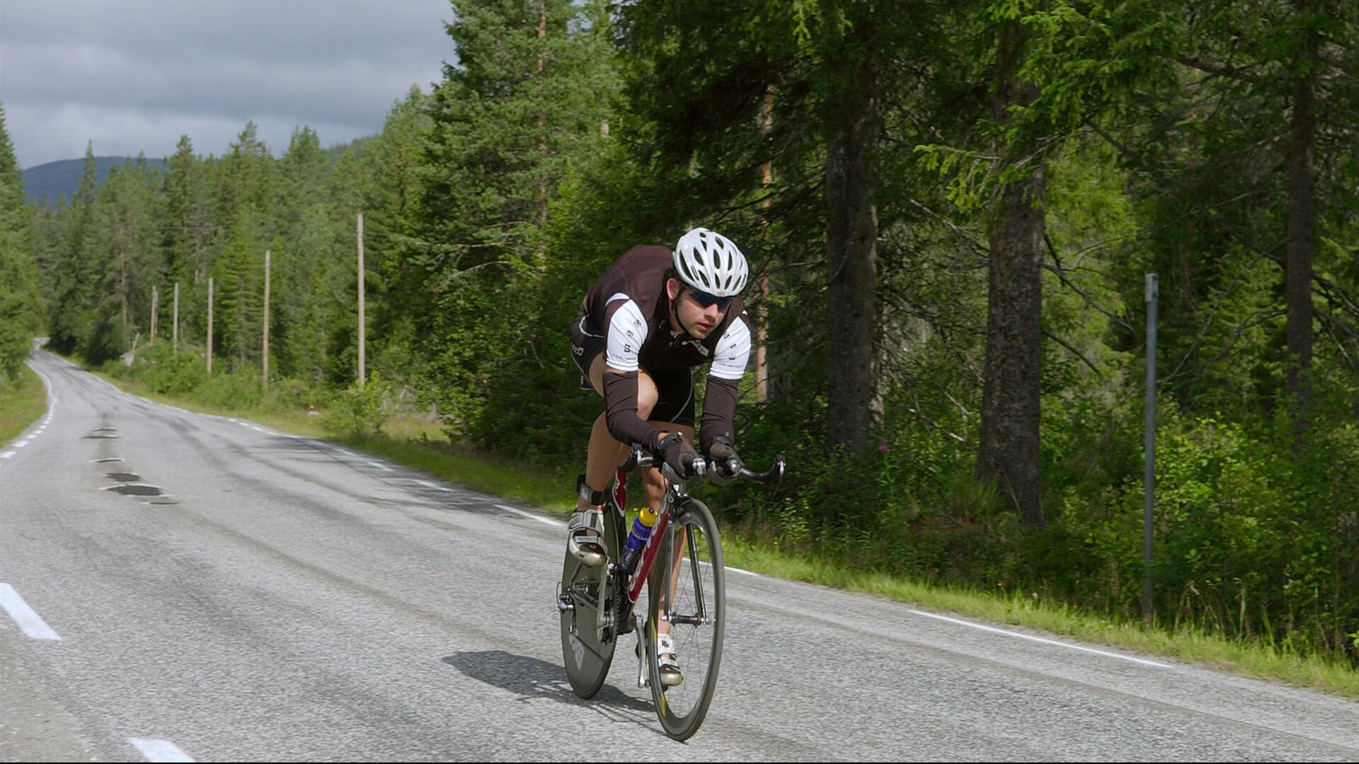 _云端登山:虚拟现实实现的极限攀登_,登上云端什么意思